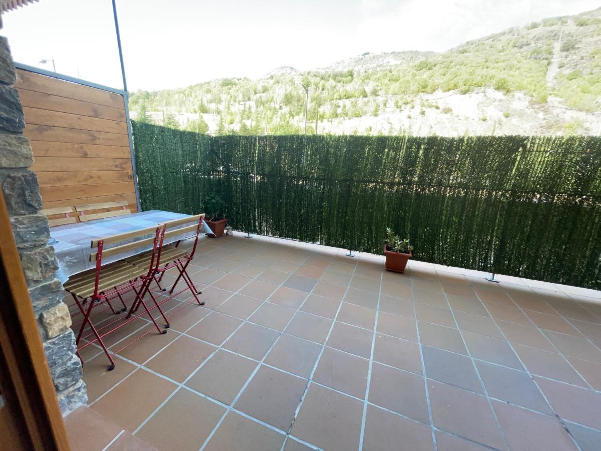 Precioso Calido Apartamento En Sort Con Terraza Apartment Exterior photo